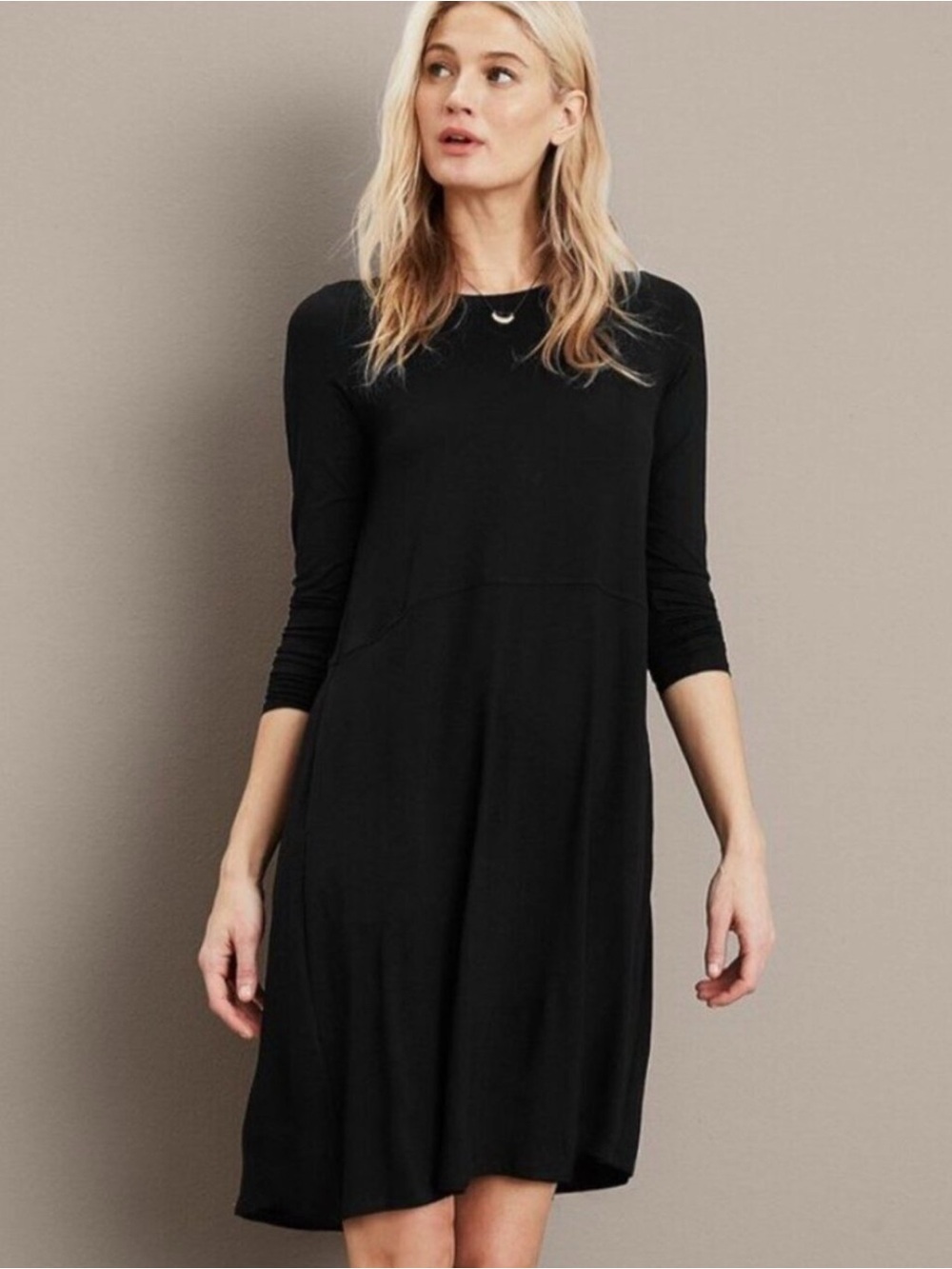 Eileen Fisher Black Long-Sleeve Jersey Knit Swing Dress w/pockets  Size Small